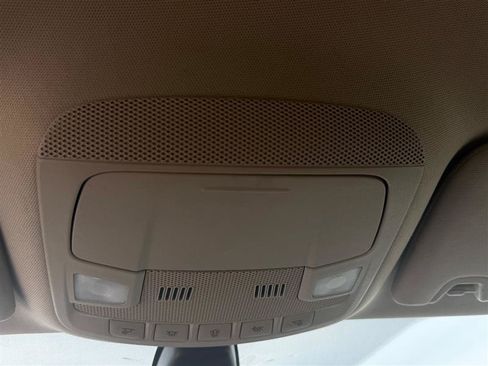 Used 2019 Ford Fusion SE w/ Equipment Group 151A FWD image 14
