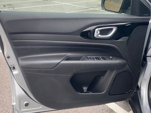 New 2026 Jeep Compass Limited AWD/4WD image 12