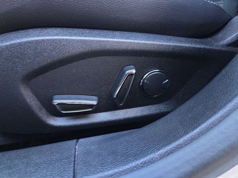 Used 2018 Ford Fusion SE w/ Equipment Group 602A image 7