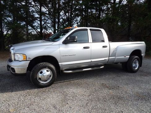 Used 2004 Dodge Ram 3500 Truck SLT w/ Trailer Tow Group AWD/4WD image 1