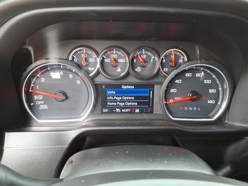 Used 2019 Chevrolet Silverado 1500 LT Trail Boss AWD/4WD image 14
