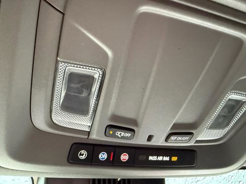 Used 2024 Chevrolet Silverado 2500 W/T w/ WT/CX Safety Package AWD/4WD image 27