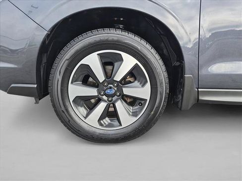 Used 2018 Subaru Forester 2.5i Premium AWD/4WD image 24