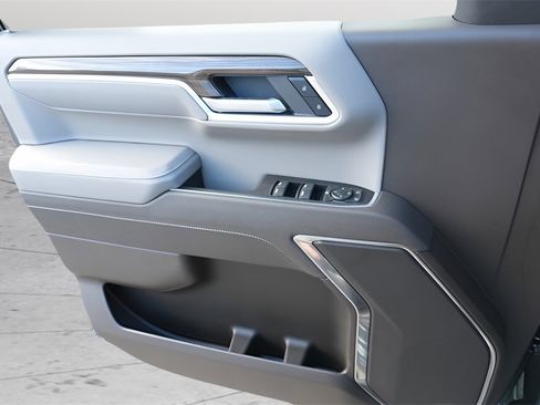 New 2026 Chevrolet Silverado 1500 LT w/ Safety Package image 21