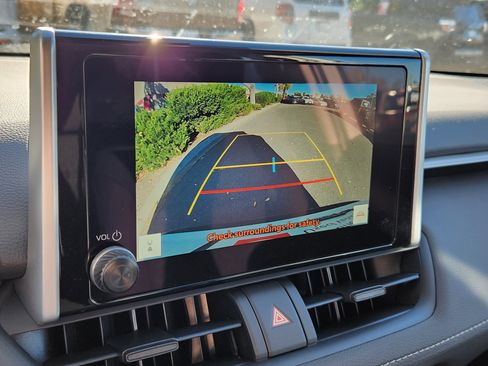 Certified 2025 Toyota RAV4 XLE image 22