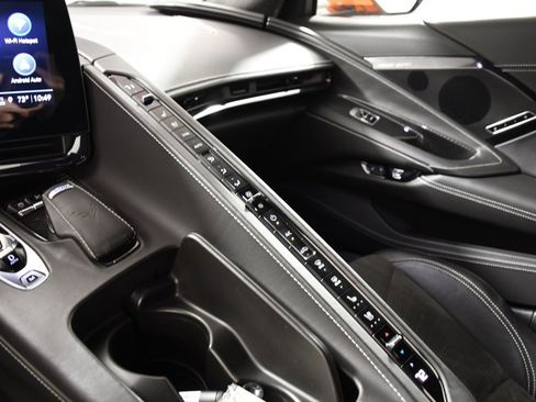 Used 2023 Chevrolet Corvette Stingray Premium Cpe w/ Z51 Performance Package image 29