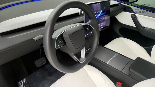 Used 2026 Tesla Model Y AWD image 45