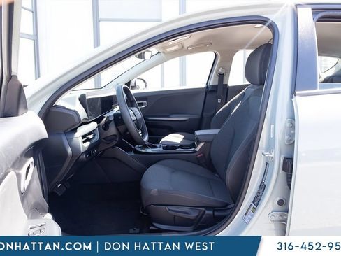 Used 2025 Kia K4 FWD image 3