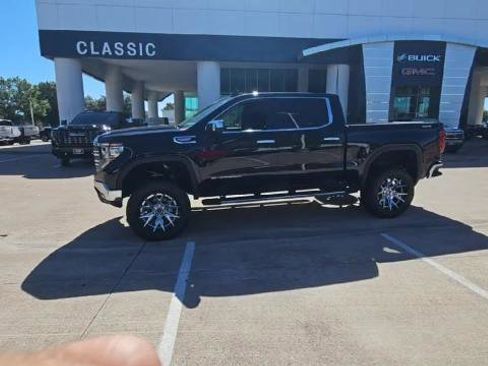 New 2026 GMC Sierra 1500 SLT image 39