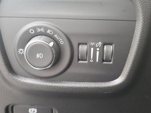 New 2025 Jeep Grand Cherokee Limited image 25