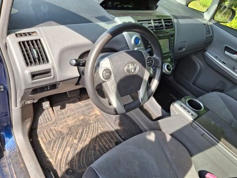 Used 2012 Toyota Prius V Three FWD image 7