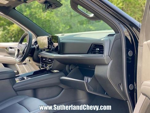 New 2026 Chevrolet Tahoe Z71 w/ Comfort Package AWD/4WD image 20