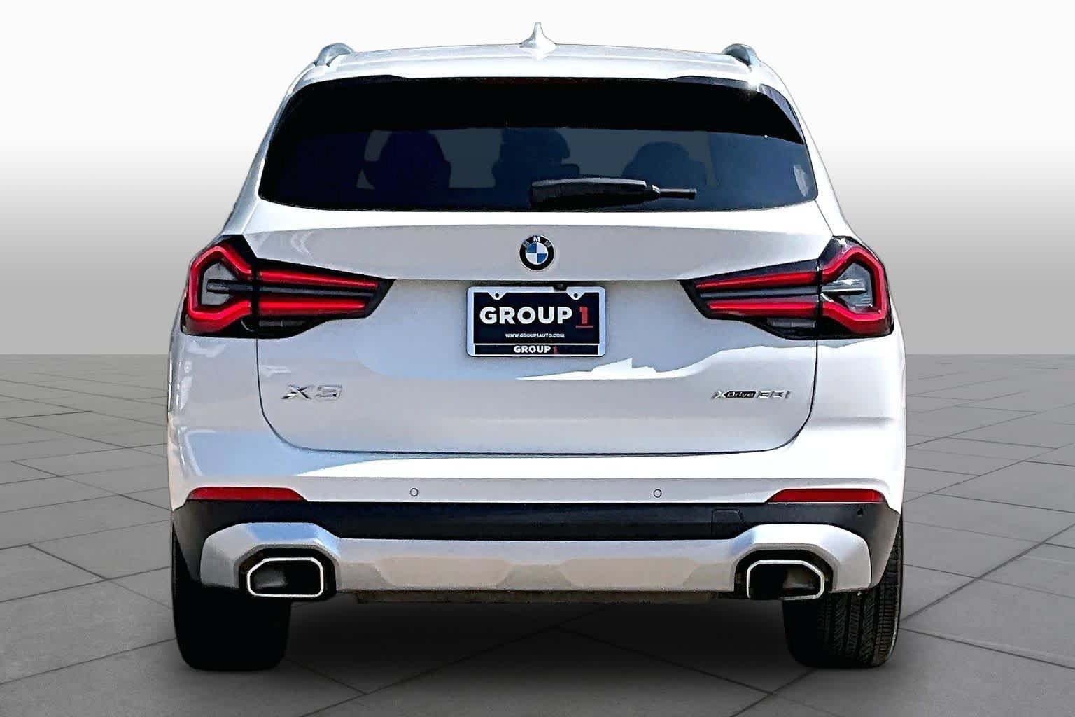 Used 2022 BMW X3 xDrive30i w/ Convenience Package AWD/4WD image 5