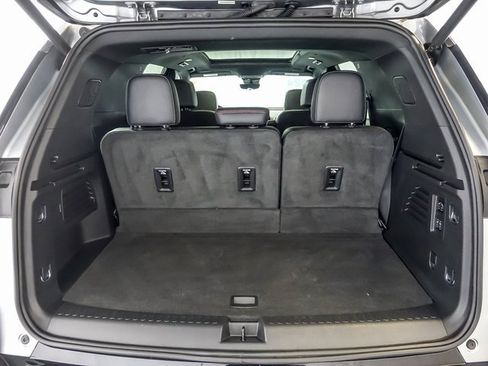 Certified 2024 Chevrolet Traverse RS image 33