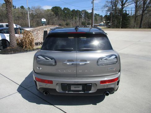 Used 2016 MINI Cooper Clubman S image 23