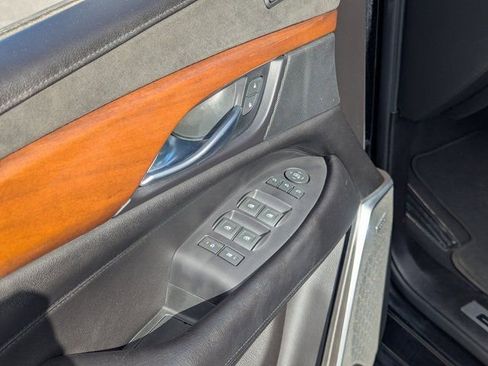 Used 2018 Cadillac Escalade ESV Premium Luxury image 27