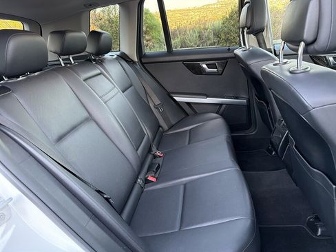 Used 2015 Mercedes-Benz GLK 350 2WD image 16