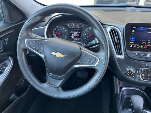 Used 2024 Chevrolet Malibu LT FWD image 35