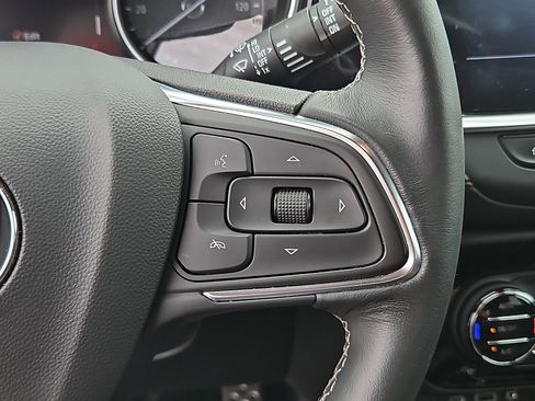 Used 2023 Buick Encore GX Select w/ Sport Touring Package FWD image 21