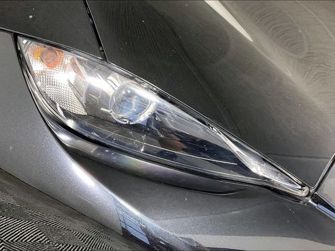 Used 2020 MAZDA MX-5 Miata RF Club RWD image 25