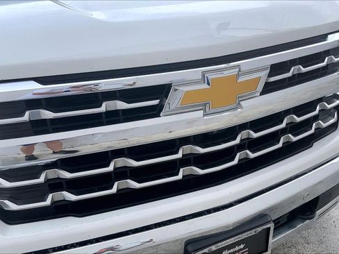 Used 2023 Chevrolet Silverado 1500 LTZ image 32