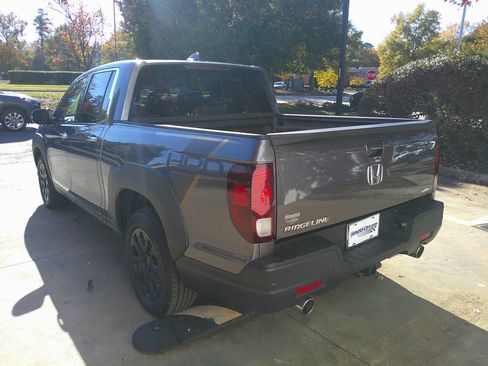 Used 2023 Honda Ridgeline RTL-E image 10