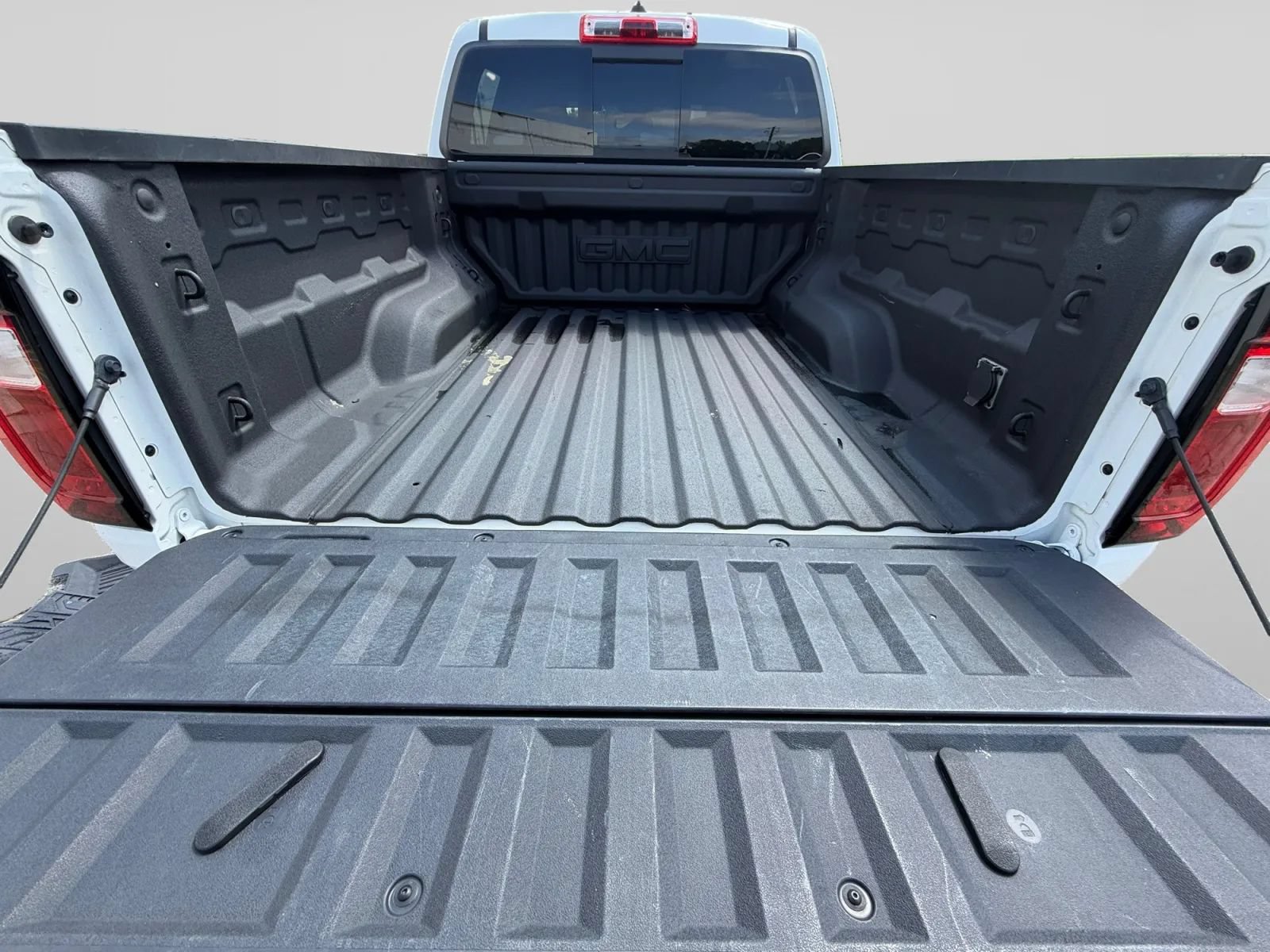 Used 2024 GMC Canyon AT4 w/ AT4 Premium Package AWD/4WD image 27