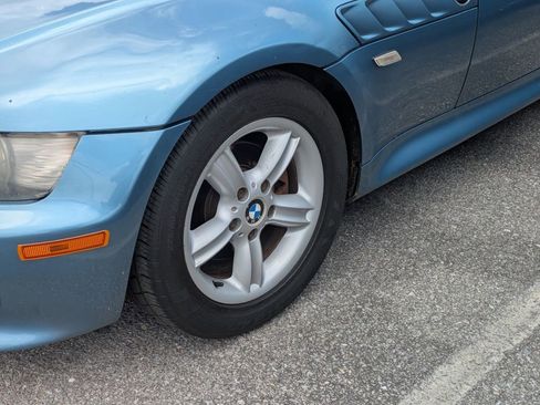 Used 2000 BMW Z3 2.5i RWD image 4