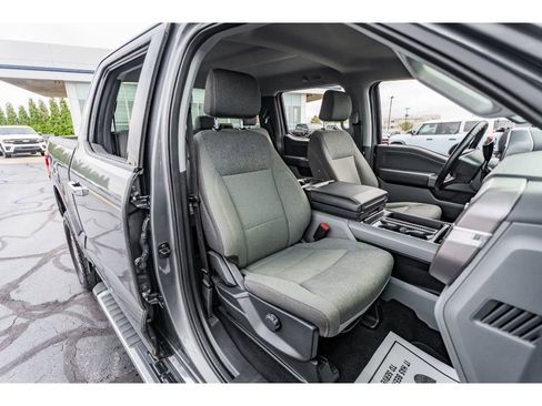 Used 2024 Ford F150 XLT w/ Mobile Office Package image 20