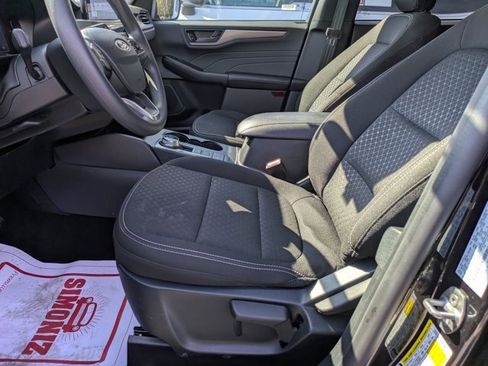 Used 2025 Ford Escape Active image 23