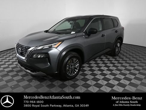 Used 2023 Nissan Rogue S AWD/4WD image 1