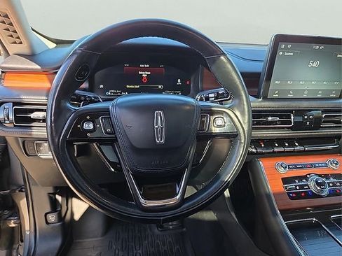 Used 2023 Lincoln Aviator Reserve w/ Elements Package Plus AWD/4WD image 18