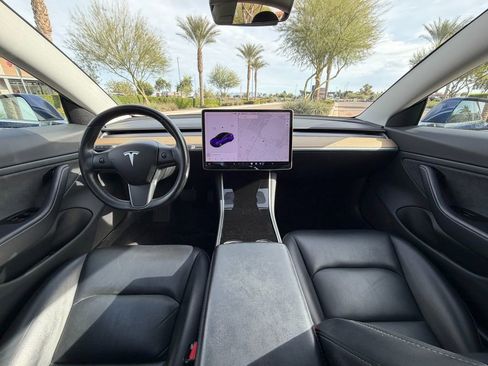 Used 2018 Tesla Model 3 Long Range image 11