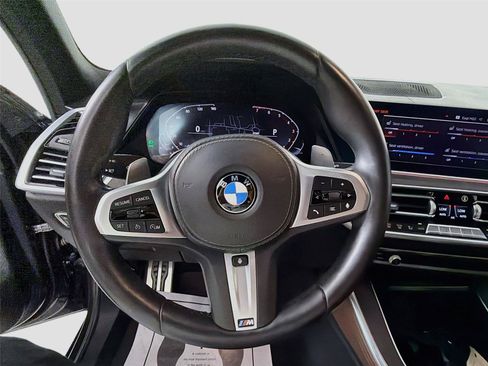 Used 2019 BMW X5 xDrive40i w/ M Sport Package AWD/4WD image 11