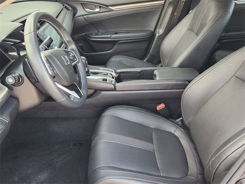 Used 2020 Honda Civic Touring image 11