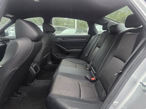 Used 2022 Honda Accord Sport image 11