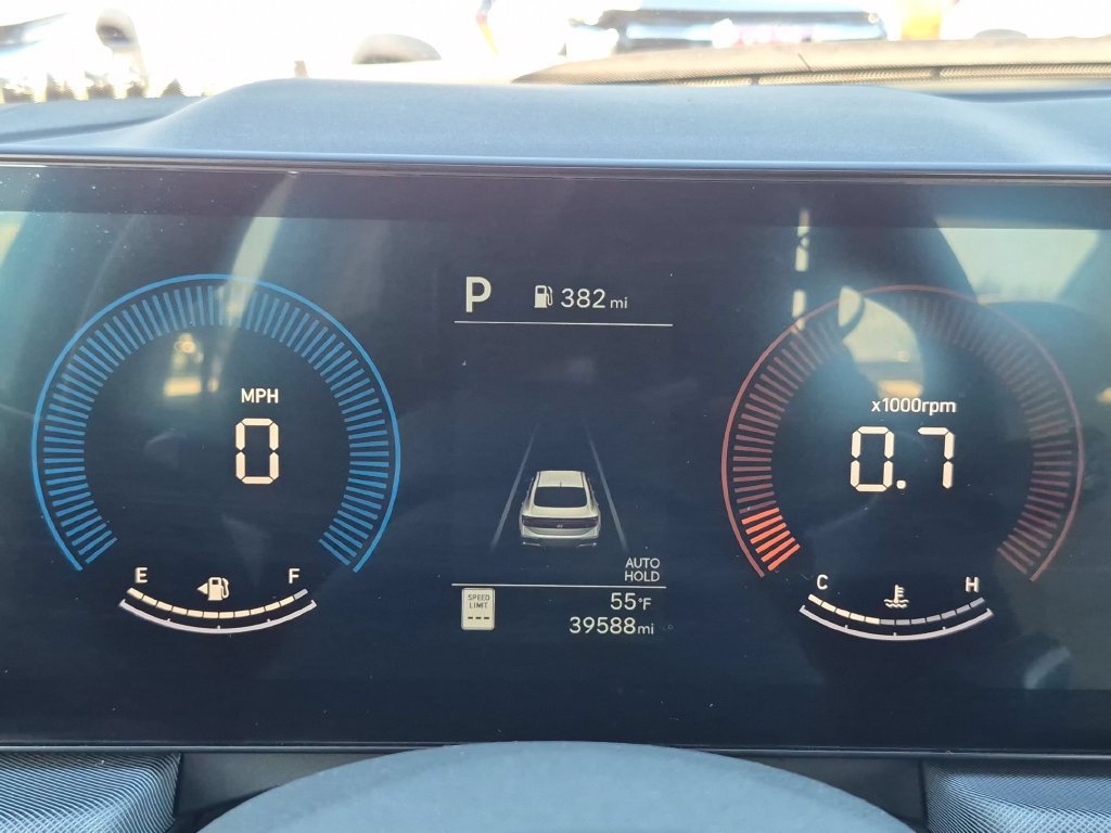 Used 2025 Hyundai Sonata SEL FWD image 16