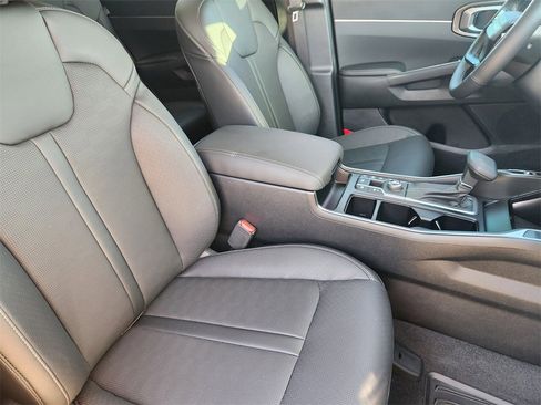 New 2026 Kia Sorento S image 10