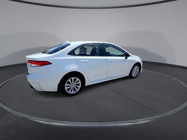 Used 2023 Toyota Corolla LE w/ LE Convenience Package FWD image 8