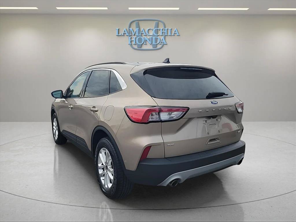 Used 2020 Ford Escape SE AWD/4WD image 3