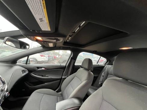 Used 2017 Chevrolet Cruze LT w/ Sun And Sound Package FWD image 15