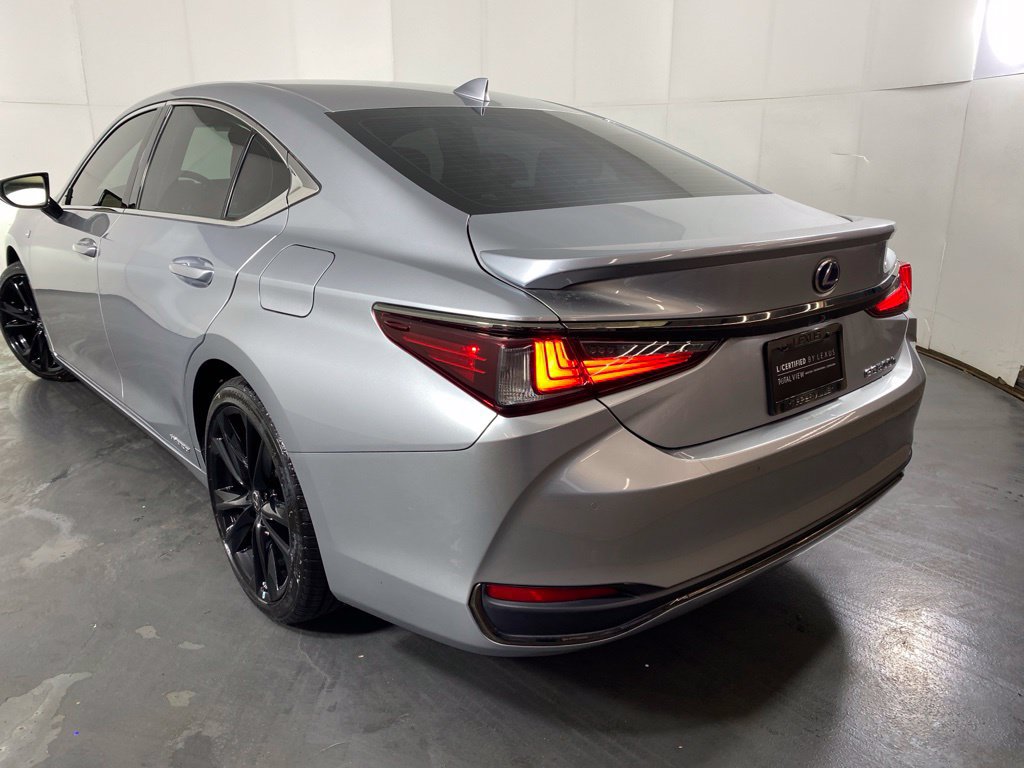 Certified 2022 Lexus ES 300h F Sport w/ Accessory Package 2 FWD image 7
