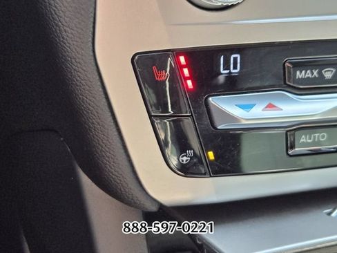Used 2021 Ford Explorer XLT w/ Equipment Group 202A AWD/4WD image 25
