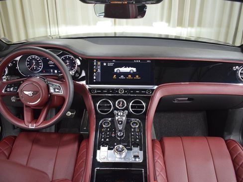 Certified 2022 Bentley Continental GT image 2