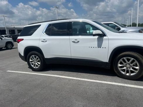 Used 2019 Chevrolet Traverse LT FWD image 8