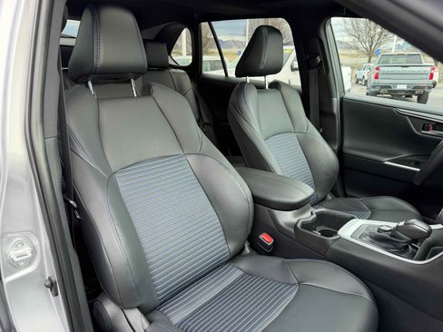 Used 2022 Toyota RAV4 XSE w/ XSE Grade Weather Package image 33