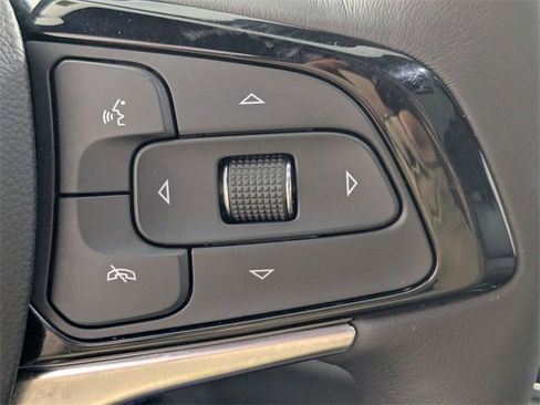 Used 2023 Buick Enclave Avenir w/ Avenir Technology Package image 18