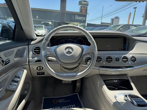 Used 2016 Mercedes-Benz S 550 Sedan image 19