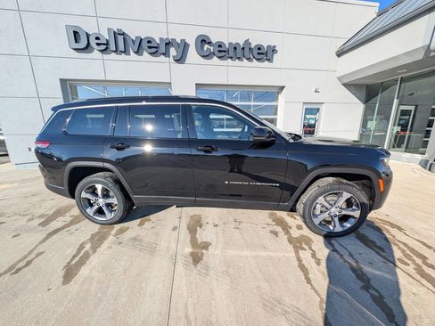 New 2026 Jeep Grand Cherokee L Limited image 4