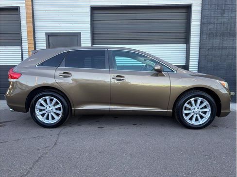 Used 2009 Toyota Venza FWD image 10